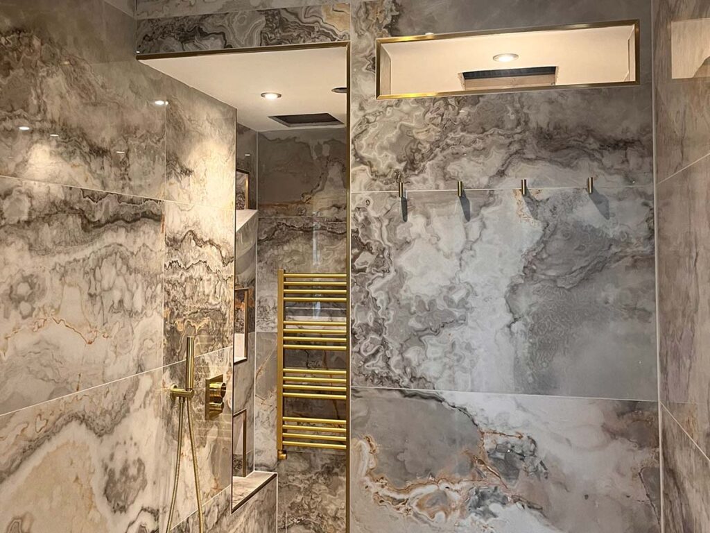 Spa Shower room at Aurora Spa Frome